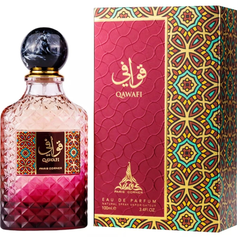 Qawafi Paris Corner 100 ml sticlă și cutie pe fundal alb