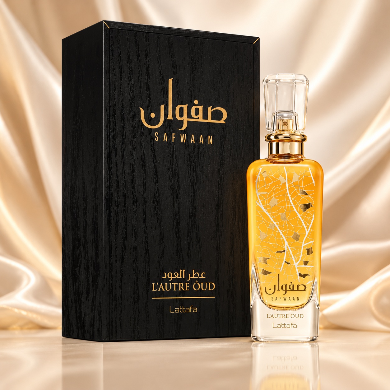 Parfum Arăbesc Lattafa Safwaan L&rsquo;Autre Oud 100 ml bărbat cu flacon ambrat, capac transparent și cutie neagră premium