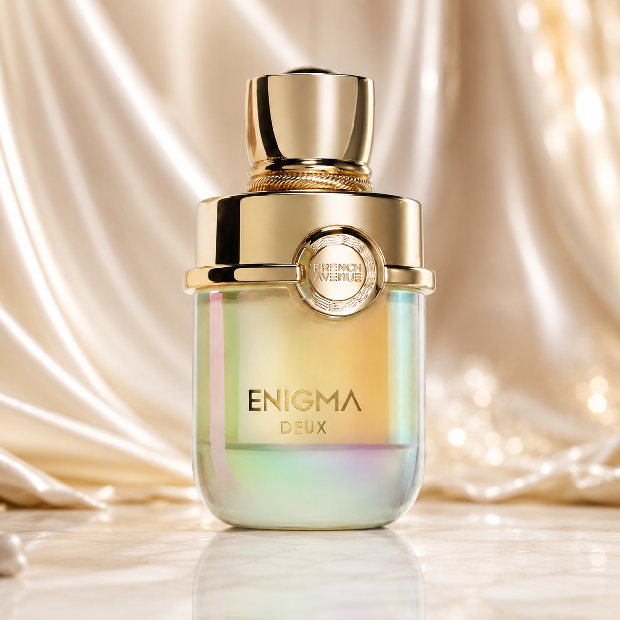 Sticlă parfum Enigma Deux French Avenue 100 ml cu finisaj irizat, capac auriu și design premium