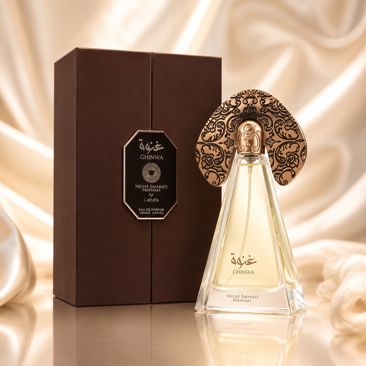 Parfum Arăbesc Niche Emarati Ghinwa Lattafa EDP 100 ml Unisex cu sticlă elegantă, capac ornamental bronz și cutie maro premium
