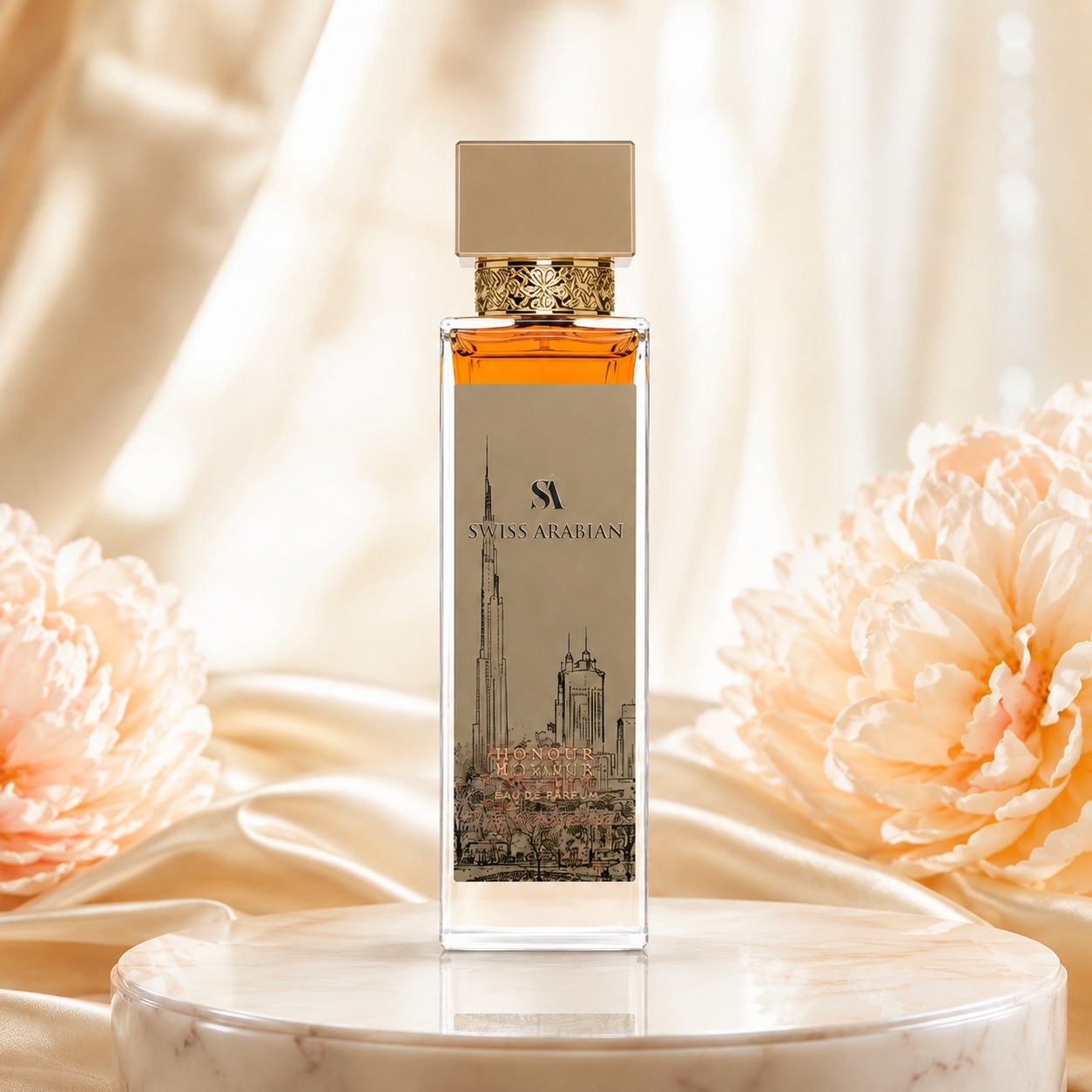 Flacon Swiss Arabian Opulence Of Dubai 100 ml cu lichid ambrat, capac elegant și design premium