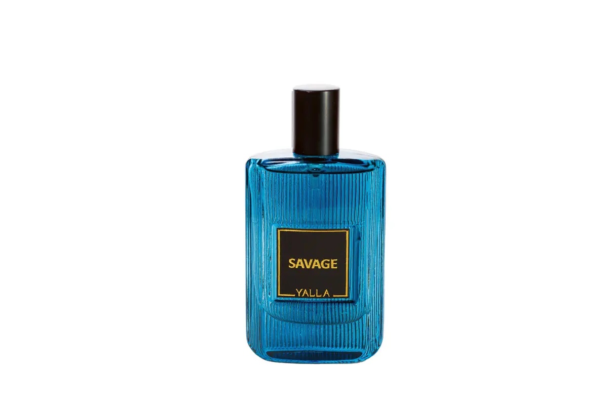 Flacon Savage Yalla 50 ml parfum bărbătesc albastru pe fundal alb