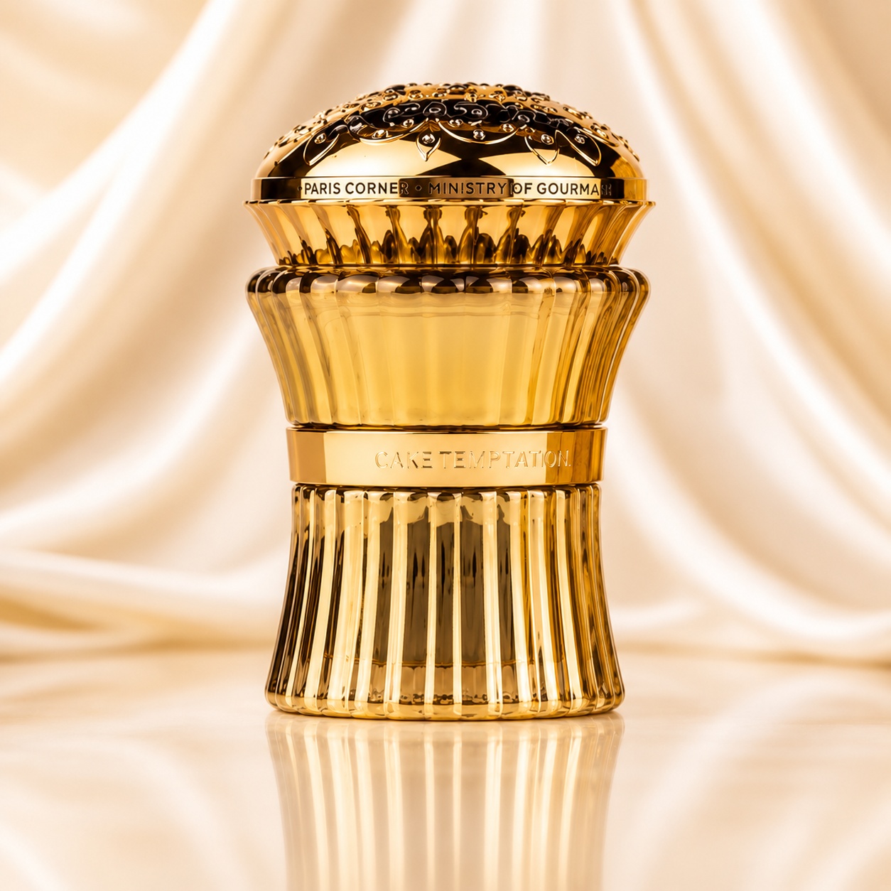 Sticlă parfum Cake Temptation Ministry of Gourmand, parfum arabesc de damă cu design auriu luxos