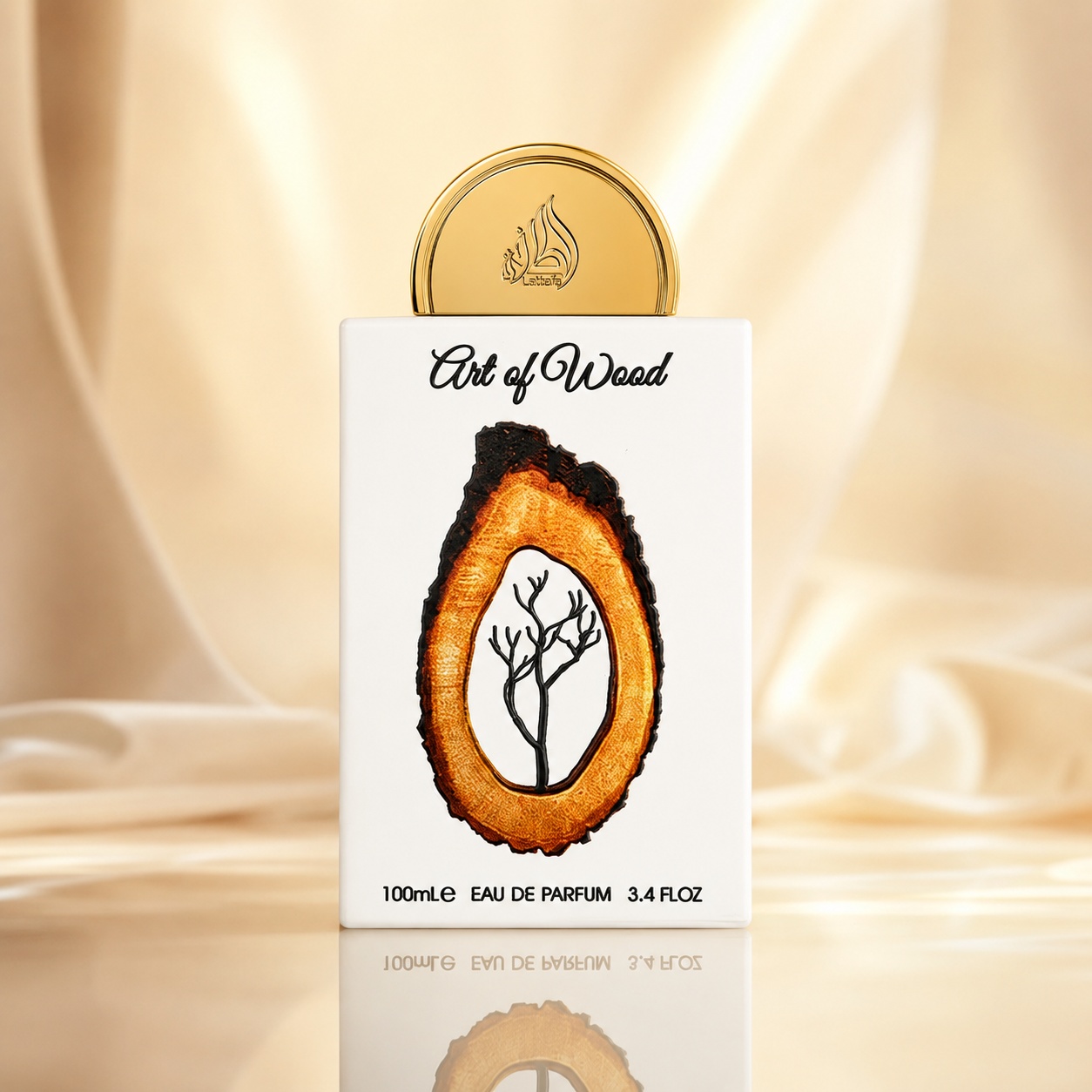 Flacon Lattafa Pride Art Of Wood 100 ml parfum damă alb cu detaliu artistic de lemn și capac auriu