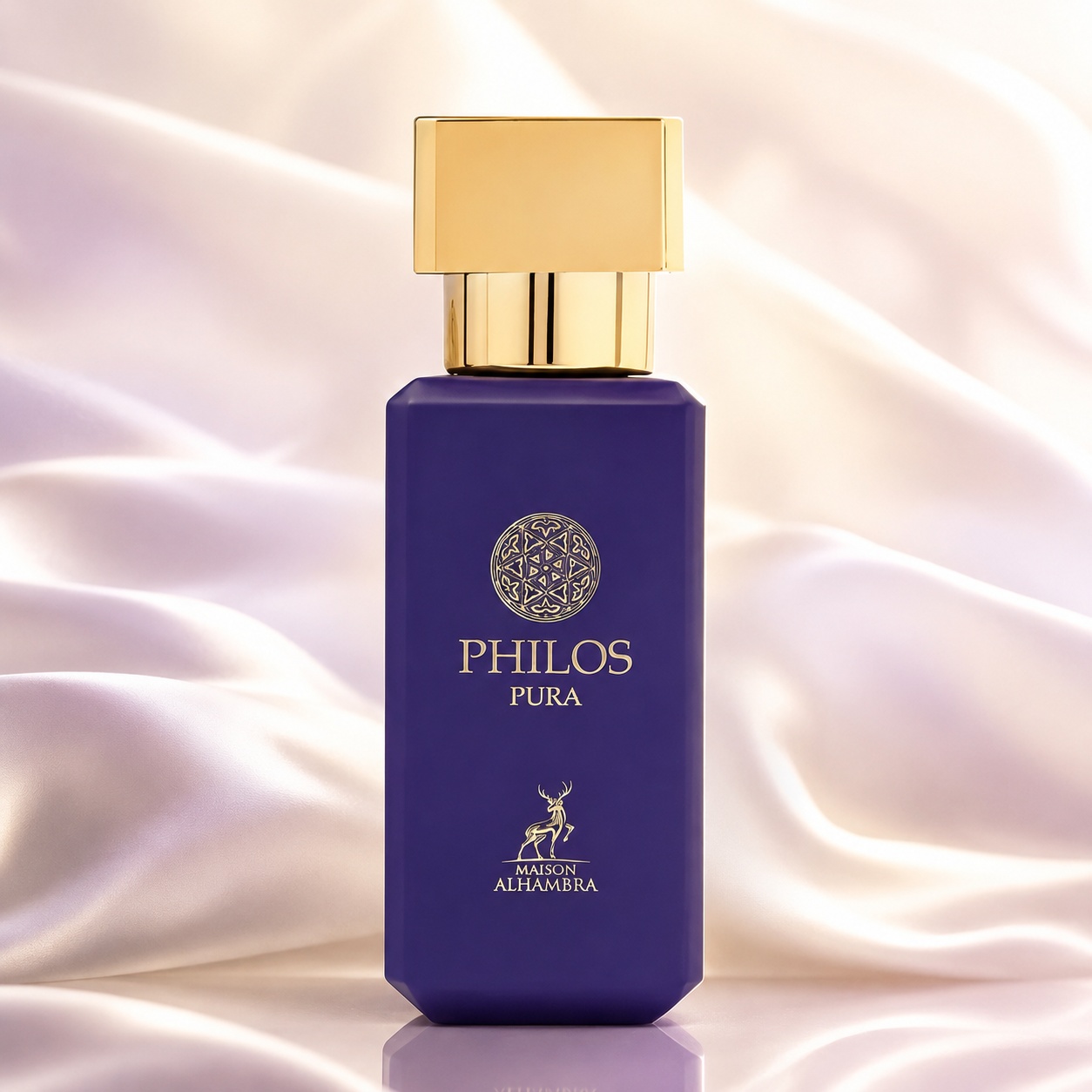 Sticlă parfum Alhambra Philos Pura 30 ml pe fundal satinat premium
