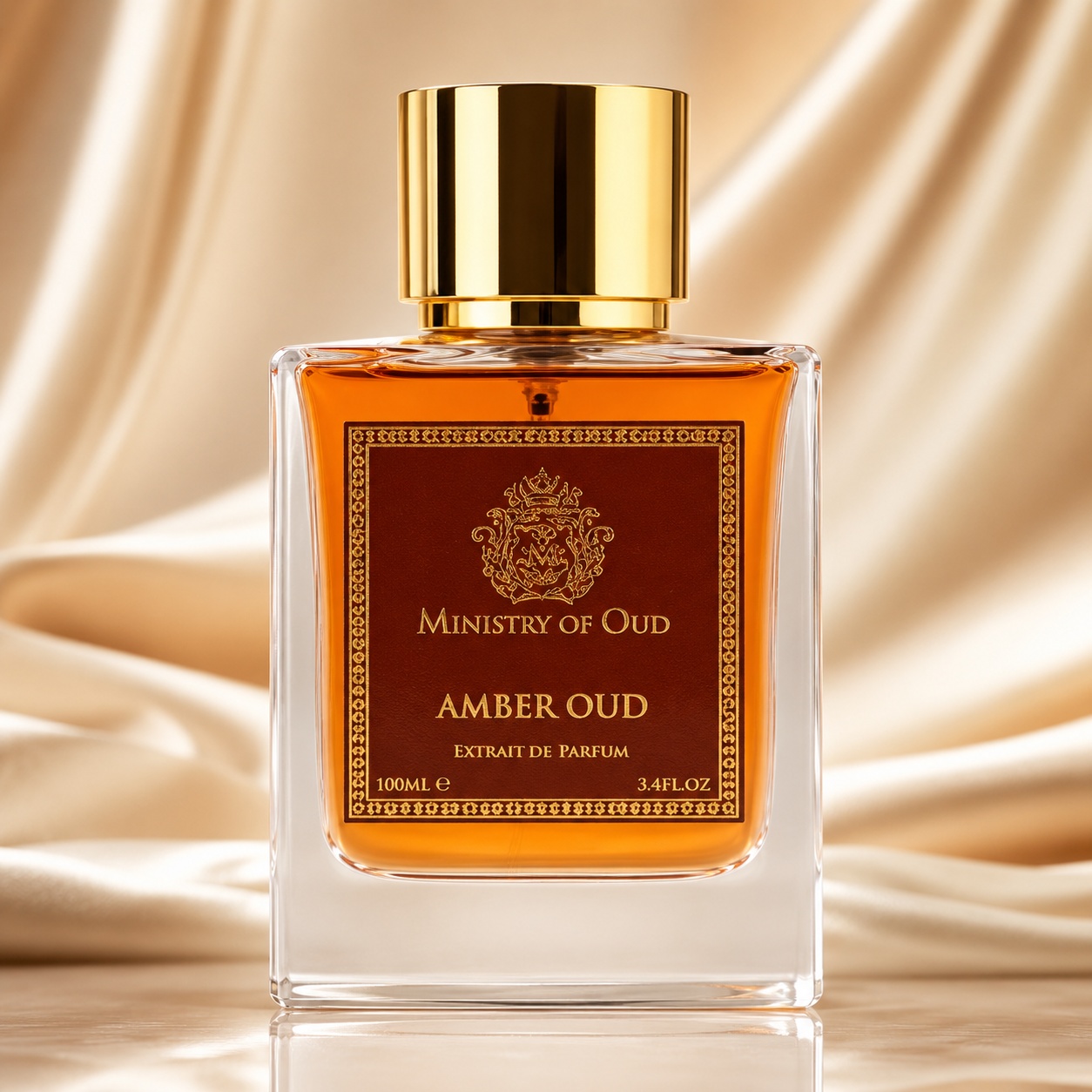 Sticlă parfum Amber Oud Ministry Of Oud, parfum arabesc unisex cu oud, ambră și note citrice