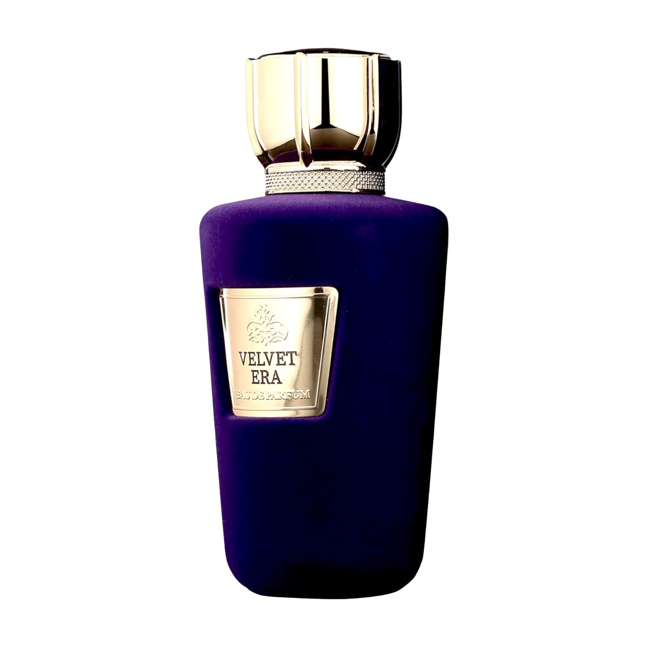 Velvet Era Fragrance World sticlă mov catifelată cu capac auriu pe fundal alb