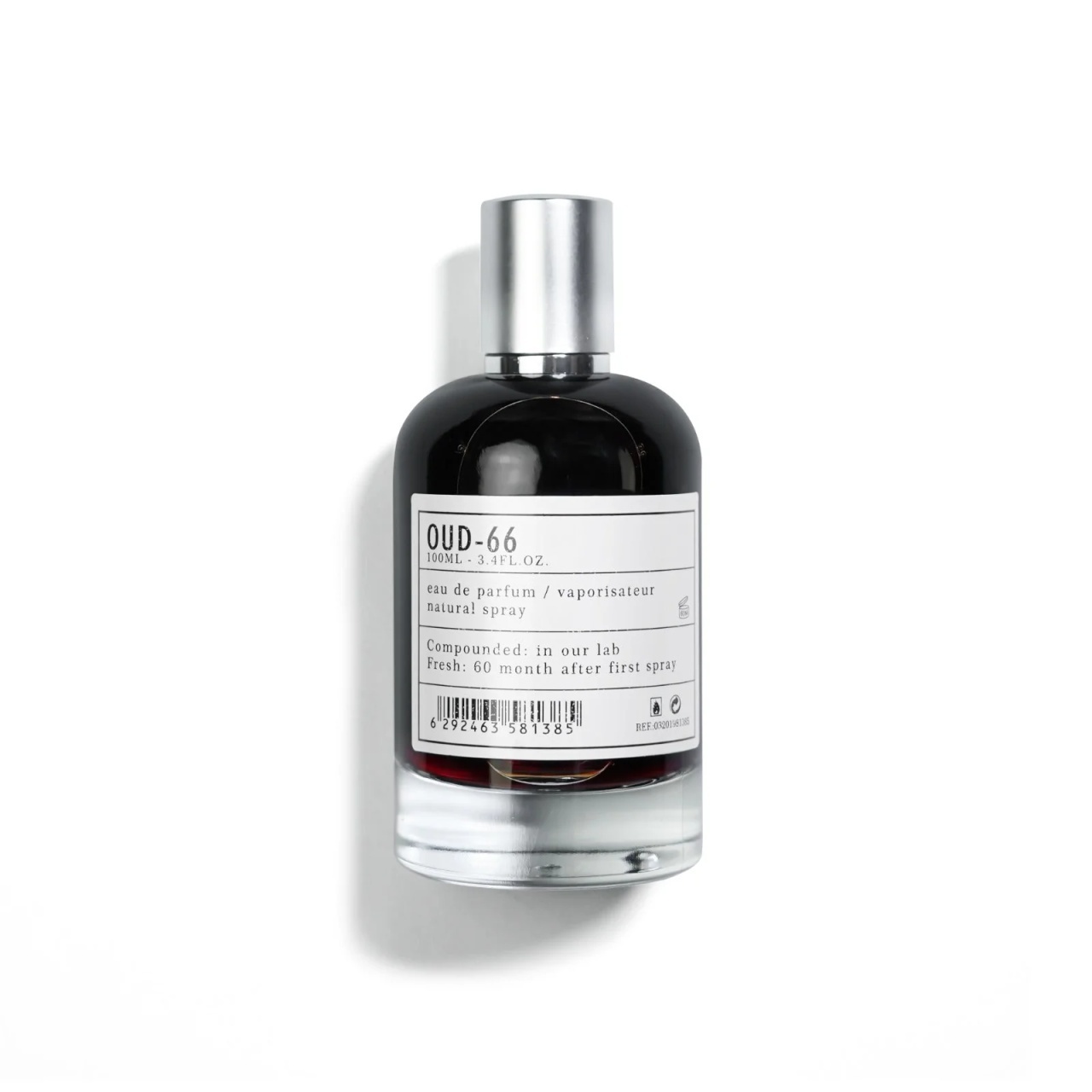 Flacon Oud 66 Aro-Fac 100 ml parfum bărbătesc pe fundal alb