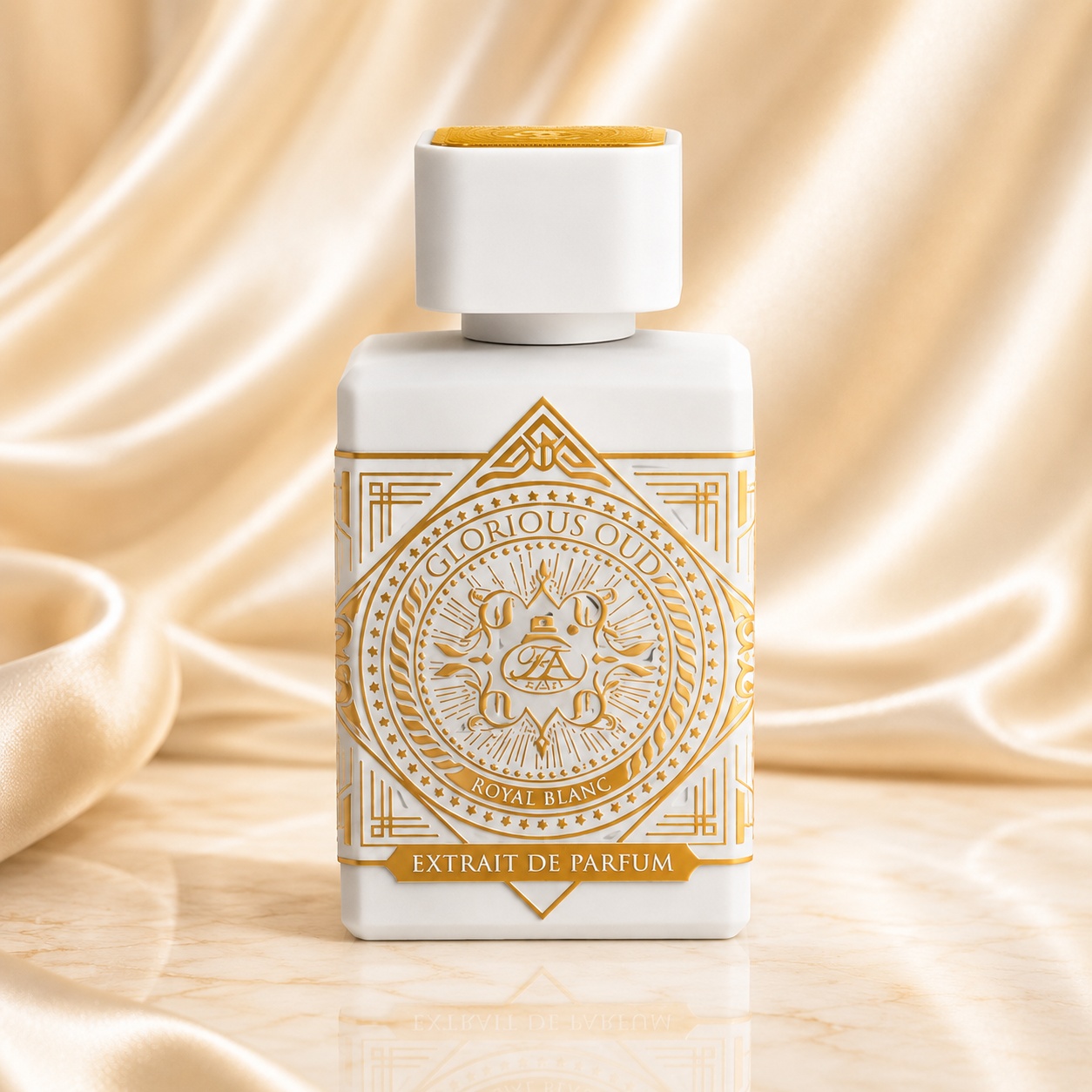Sticlă parfum Glorious Oud Royal Blanc French Avenue 80 ml pe fundal satinat premium
