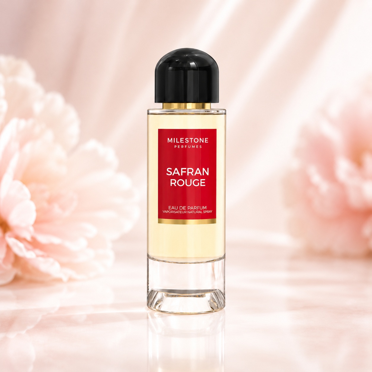 Sticlă parfum Milestone Safran Rouge 100 ml cu etichetă roșie, capac negru lucios și detalii aurii elegante