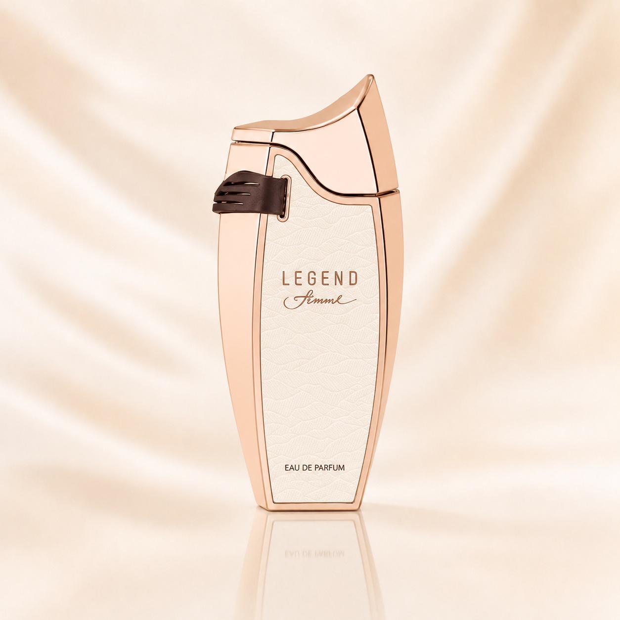 Sticlă parfum Emper Legend Femme 80 ml cu design sculptural rose gold pe fundal luminos premium