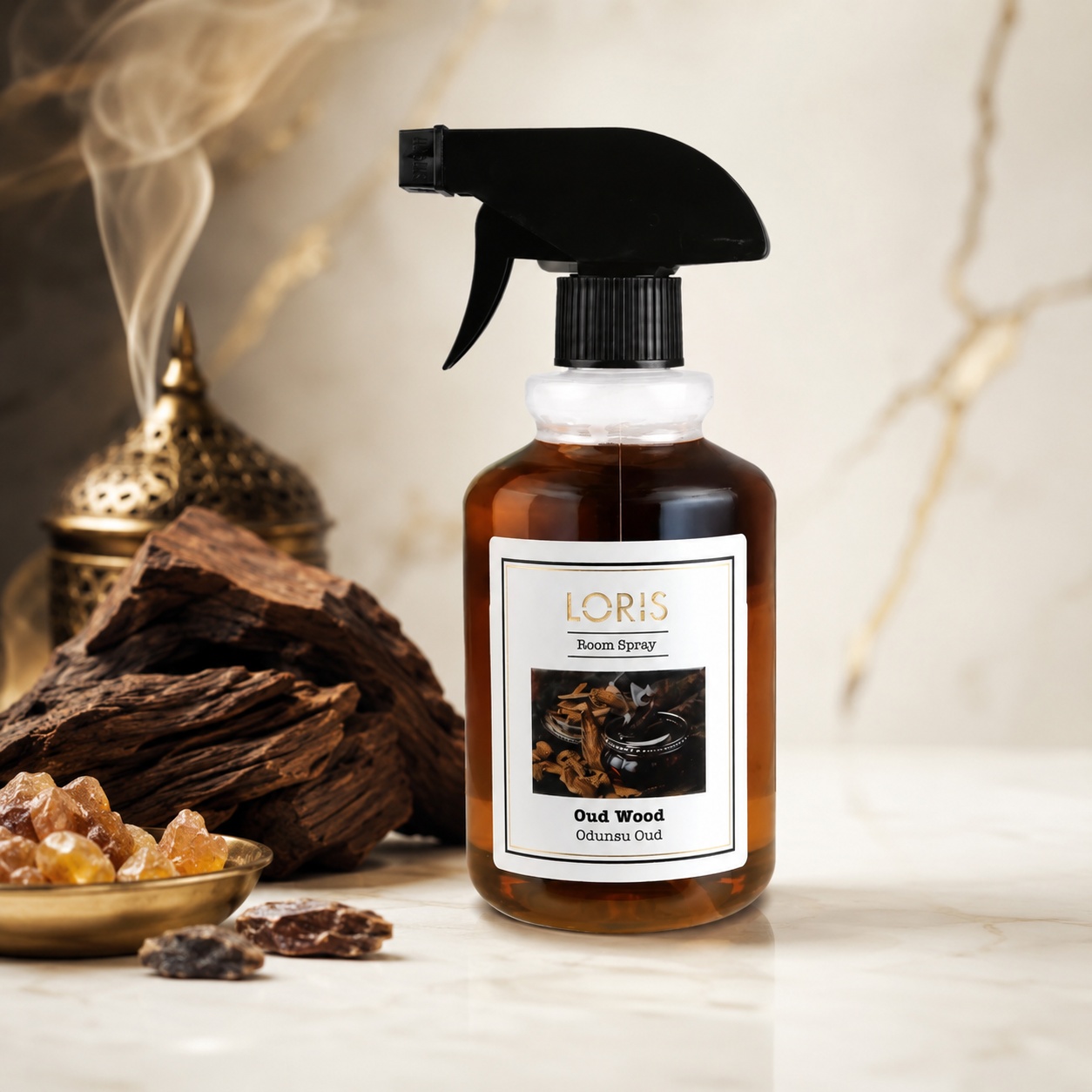 Spray Odorizant Loris Pafum Oud Wood 500 ml pentru cameră hol baie și auto aromă lemnoasă de oud