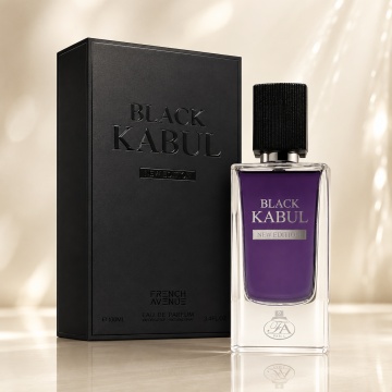 Parfum Arăbesc Black Kabul French Avenue 60 ml, Apă de Parfum pentru Bărbați, Inspirat Black Afgano Nasomatto, Aromă Aromatic Orientală cu Citrice, Condimente, Note Proaspete, Flori Albe, Lavandă, Note Calde, Lemn de Cedru, Ambră și Mosc