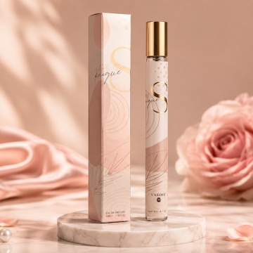 Parfum Damă Un & Unique 35 ml V.V. Love, Inspirat de Sì Passione Giorgio Armani, Aromă Fructat Florală cu Pară, Coacăze Negre, Piper Roz, Grapefruit, Trandafir, Iasomie, Vanilie, Cedru și Paciuli
