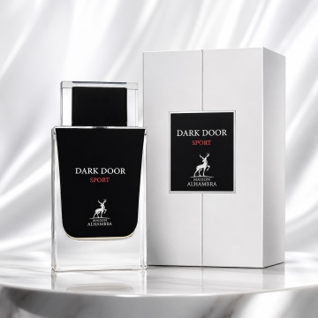Parfum Arăbesc Dark Door Sport Maison Alhambra 100 ml, Apă de Parfum Bărbați, Inspirat Dior Homme Sport, Aromă Lemnos Condimentată Fresh cu Lămâie, Bergamotă, Aldehidă, Elemi, Piper Roz, Absint, Note Lemnoase, Tămâie și Ambră