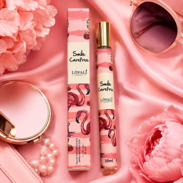 Parfum Damă Simple Carefree 35 ml V.V. Love, Apă de Parfum, Inspirat de Smile Carefree, Aromă Fresh Floral Fructată cu Citrice, Măr Verde, Pepene, Frezie, Lăcrămioare, Iasomie, Mosc, Ambră și Vanilie - Img 6