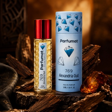 Set Apa de parfum Parfumat 769 Alexandria Oud, Unisex, 35 ml si Gentuta cosmetice - Img 5