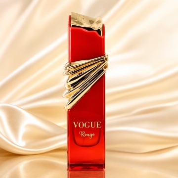 Parfum Arăbesc Alhambra Vogue Rouge 100 ml, Apă de Parfum Damă, Maison Alhambra, Inspirat Voce Viva, Aromă Floral Orientală cu Fructe Roșii, Bergamotă, Piper Roz, Bujor, Iasomie, Trandafir, Patchouli, Ambră, Mosc și Vanilie - Img 2