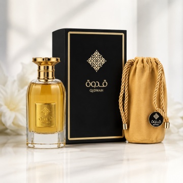 Parfum Arăbesc Ard Al Zaafaran Qidwah 85 ml, Apă de Parfum Unisex, Damă și Bărbat, Aromă Oriental Arabescă Elegantă cu Bergamotă, Condimente, Șofran, Iasomie, Trandafir, Lemn de Santal, Oud, Ambră, Mosc și Vanilie