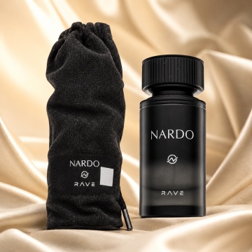Parfum Arăbesc Lattafa Nardo Black EDP 100 ml Unisex, Inspirat Egoiste Platinum, Aromă Oriental Lemnoasă cu Grapefruit, Lămâie, Mentă, Piper, Trandafir, Vetiver, Mosc Alb, Tămâie și Lemn de Santal