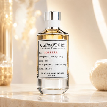 Parfum Arăbesc Olfactory Bonfire Fragrance World 100 ml, Apă de Parfum Unisex, Damă și Bărbat, Aromă Lemnos Fumurie Ambrată cu Bergamotă, Cuișoare, Piper, Guaiac, Rășini, Tămâie, Fum, Ambră, Lemn Ars și Mosc - Img 2