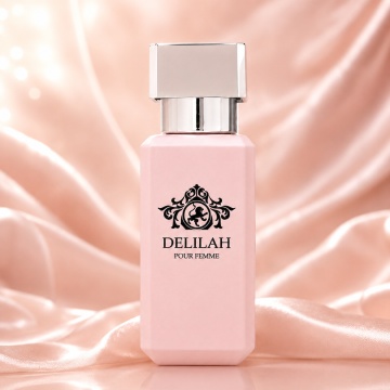 Parfum Arăbesc Alhambra Delilah Pour Femme 30 ml, Apă de Parfum Damă, Inspirat Delina, Aromă Floral Fructată Feminină cu Bergamotă, Fructe Delicate, Pară, Bujor, Flori Albe, Iasomie, Trandafir, Lemn Alb, Mosc și Vanilie - Img 2