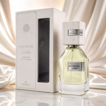 Parfum Arăbesc Ard Al Zaafaran Saheb Intense 70 ml, Apă de Parfum Unisex, Damă și Bărbat, Inspirat Imagination, Aromă Oriental Ambrată cu Bergamotă, Condimente, Fructe Dulci, Iasomie, Trandafir, Patchouli, Ambră, Mosc și Vanilie