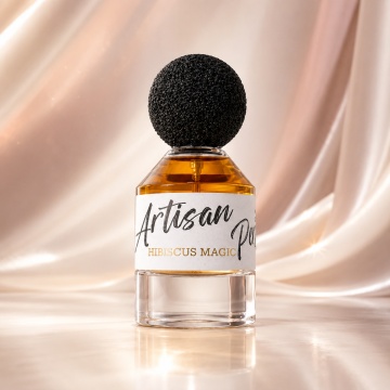 Parfum Arăbesc Artisan Perfumery Hibiscus Magic Fragrance World 80 ml, Apă de Parfum Unisex, Damă și Bărbat, Aromă Aromatic Orientală cu Citrice, Condimente, Note Proaspete, Flori Albe, Lavandă, Note Calde, Cedru, Ambră și Mosc - Img 2