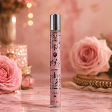 Parfum Damă Arăbesc Labyrinth Mysteries 35 ml V.V. Love, Inspirat de Noble Blush Lattafa, Aromă Dulce Pudrată cu Lapte de Trandafiri, Bezea, Migdale, Vanilie, Mosc și Lemn de Santal - Img 7