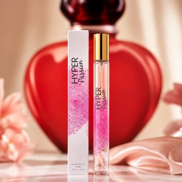 Parfum Hyper Passion 35 ml, Apă de Parfum Damă, Aromă Oriental Florală Dulce și Senzuală, Format Compact, Note de Cocos, Prune, Caise, Iasomie, Tuberoză, Trandafir, Vanilie, Migdale, Lemn de Santal și Mosc