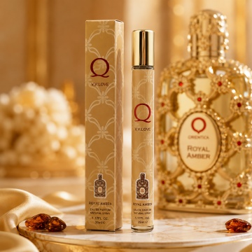 Parfum Unisex Arăbesc Royal Amber 35 ml V.V. Love, Apă de Parfum, Inspirat de Royal Amber Orientica Premium, Aromă Dulce Fructată și Ambrată cu Bergamotă, Note Verzi, Pepene Galben, Ananas, Ambră, Mosc, Note Lemnoase și Vanilie