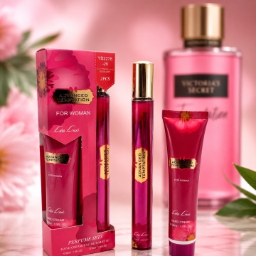 Set Advanced Temptation For Woman 2x35 ml, Apă de Toaletă Damă 35 ml + Cremă de Mâini 35 ml, Aromă Fructată Florală, Proaspătă și Dulce, Note de Măr Verde, Floare de Cactus și Trandafir