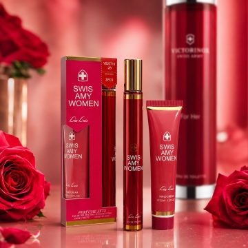 Set Swis Amy Women 2x35 ml, Apă de Parfum Damă 35 ml + Cremă de Mâini 35 ml, Aromă Proaspătă Florală, Verde și Moscată, Note de Ghimbir, Mușcată, Lăcrămioare, Măceșe, Mosc și Lemn Prețios