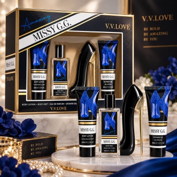 Set Cadou Damă V.V. Love Missy G.G. Amazing 4 Piese – Eau de Parfum 30 ml, Body Mist 50 ml, Body Lotion 50 ml și Shower Gel 50 ml, 180 ml