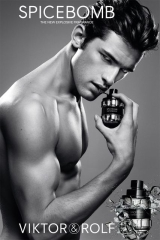 Viktor & Rolf SpiceBomb – Apă de toaletă 90 ml, bărbați - Img 3