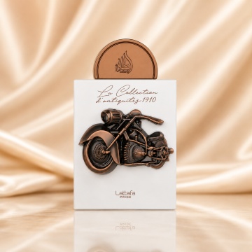 Parfum Arăbesc Lattafa Pride La Collection 1910 Bike 100 ml, Apă de Parfum Damă, Aromă Caldă Elegantă cu Măr, Davana, Trandafir, Cedru, Vanilie și Boabe de Tonka - Img 2