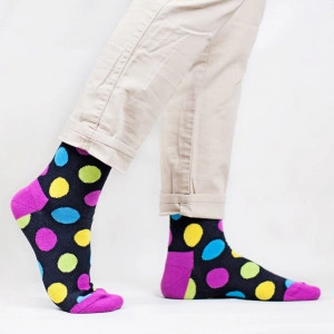 Șosete vesele cu model Huge Dots - Black - Img 2