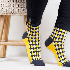 Sosete vesele cu model Yellow Drops - Img 2