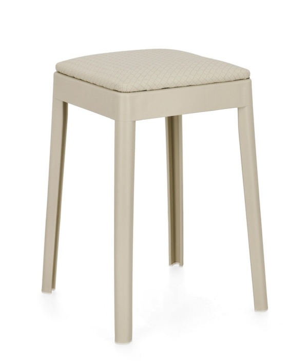Set de 4 taburete Scooby, din polipropilenă și piele ecologică, gri deschis, 34x34x49 cm