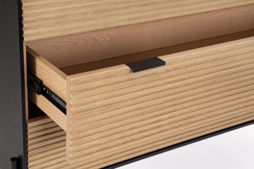 Comoda Allycia cu 3 uși, din lemn de frasin, negru și natural, 104x40x81,5 cm - Img 7