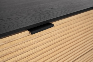Comoda Allycia cu 3 uși, din lemn de frasin, negru și natural, 104x40x81,5 cm - Img 8