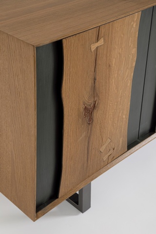 Servanta Garwood, 2 uși și 3 sertare, din MDF furniruit cu stejar, finisaj natural, picioare din oțel, 150x42x75 cm - Img 5