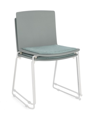 Set de 4 scaune Giulia, din plastic cu șezut tapițat și picioare din oțel vopsit epoxidic, alb/verde salvie, 43.5x50x79 cm - Img 9