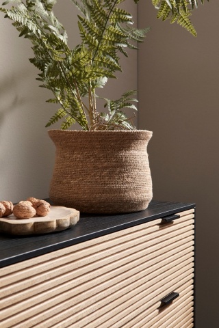 Comoda Allycia cu 3 uși, din lemn de frasin, negru și natural, 104x40x81,5 cm - Img 10