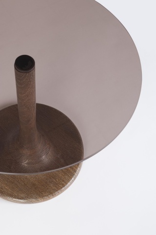 Măsuță de cafea rotundă Aberdeen, cu picioare din lemn de mango și blat din sticlă culoare chihlimbar, diametru 45 cm, înălțime 40 cm - Img 3