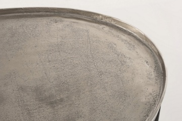Set 2 măsuțe de cafea ovale Amira, cu cadru din oțel și blat din aluminiu antichizat - Img 3