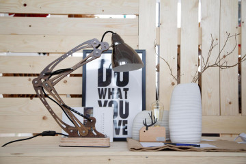 Lampa de birou din lemn Merop, bej - Img 2