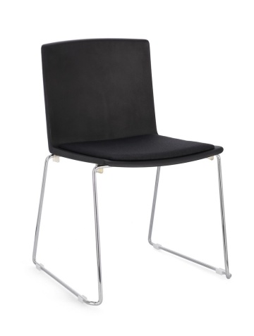 Set de 4 scaune Giulia, din plastic cu șezut tapițat și picioare din oțel cromat, negru, 43.5x50x79 cm
