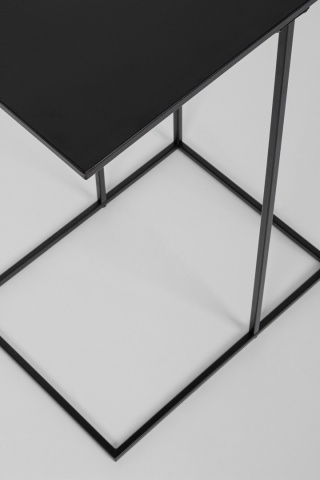 Set de 4 măsuțe laterale Alrik, rectangulare, din oțel vopsit electrostatic, negru, 40x30x58 cm - Img 4