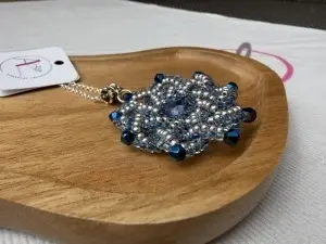 Constelație de Safir | Pandantiv din mărgele Miyuki | Handmade - Img 2